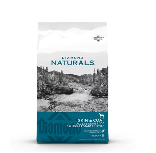 DIAMOND NATURALS SKIN & COAT  30 LB